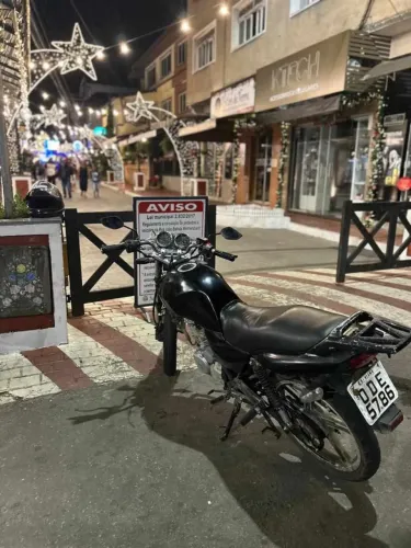 Suzuki gsr 150 cc