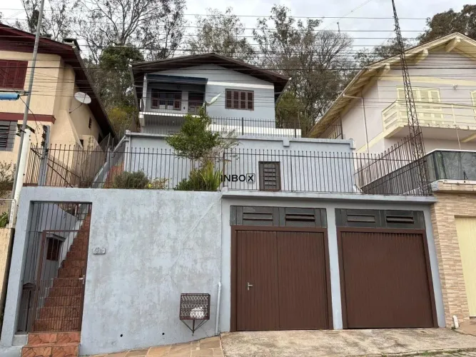 INBOX CIA IMOBILIARIA VENDE , CASA NO BAIRRO OURO VERDE DE BENTO GONÇALVES.