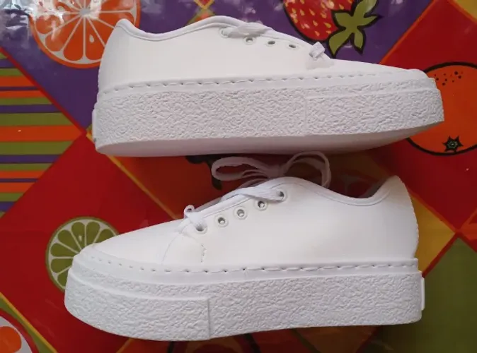 Tênis Feminino PLATAFORMA Tamanho 35/36 NOVO!!!
