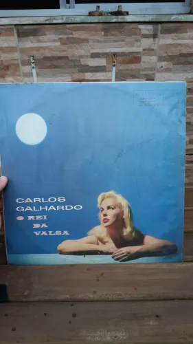 Vinil "O Rei da Valsa" de Carlos Galhardo.
