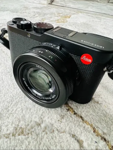 Leica D Lux 8