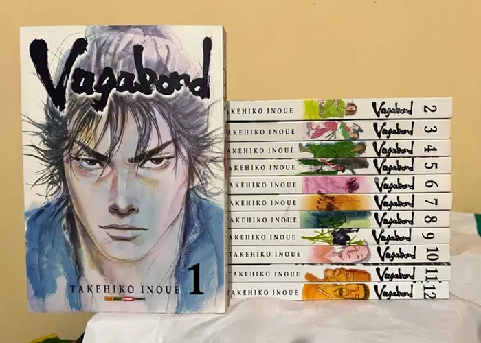 Vagabond volumes 1 ao 12 mangás em ótimo estado