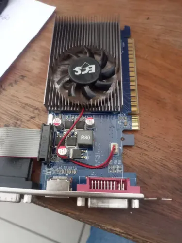 Placa de Vídeo NVidea ECS NGT430C 1 GB DDR3