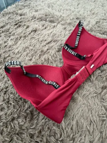 Sutiã Victoria's Secret Vermelho/Vinho 32D