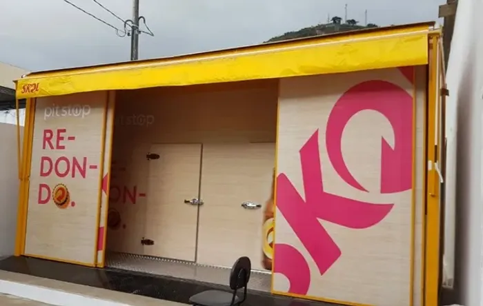 Camara Frigorifica Estilo Container Refrigerado Camara Fria Pit Stop Skol