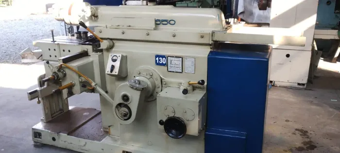 Torno , fresa , prensas , guilhotina, Dobradeiras.....
