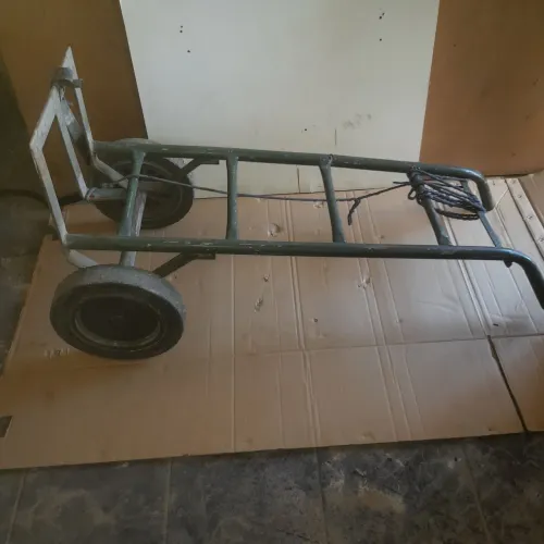 Vendo Carrinho de  carga 