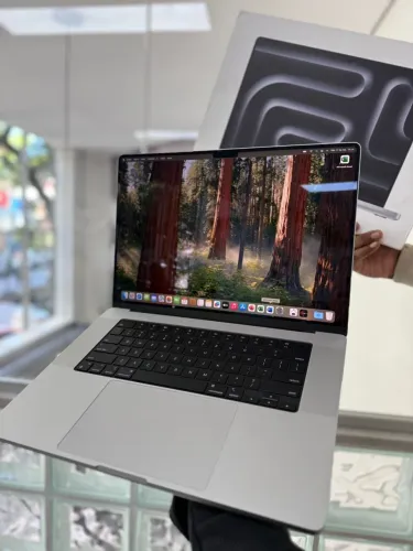 MacBook Pro 2024 POUCO TEMPO DE USO COM GARANTIA LOJA FÍSICA 