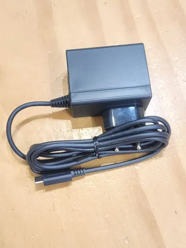 Carregador de Nintendo Switch original especifica para a dock