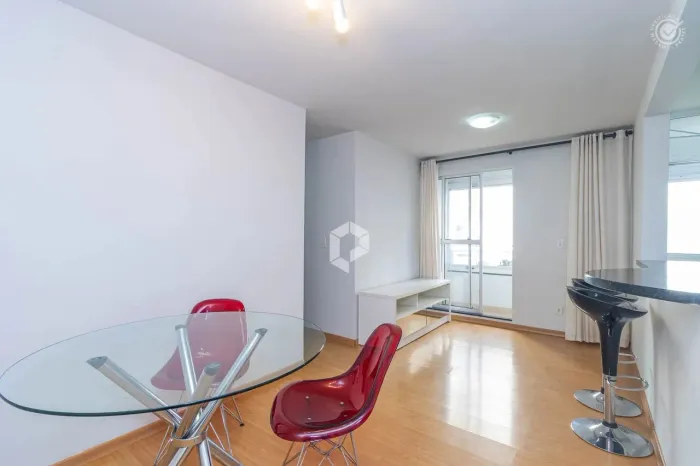 Apartamento mobiliado à venda no Cristo Rei
