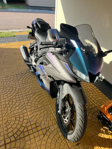 R15 2025 Camaleão - IMPECÁVEL 