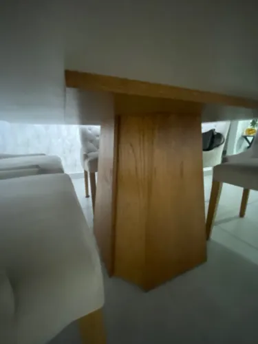 Mesa jantar de 8 lugares off white 1.50x1.50 com pé central