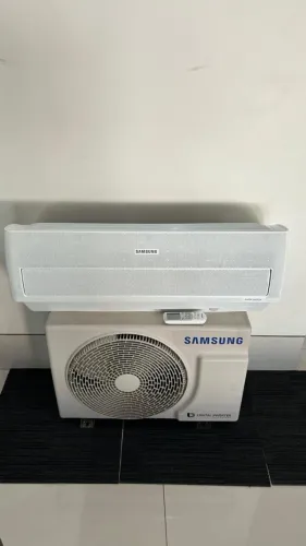 Ar-Condicionado Samsung 9.000 BTUs Digital Inverter 220V - (Quente/ Frio)