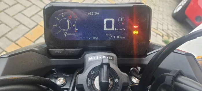 CB 500f  2024 impecável top 2718 km
