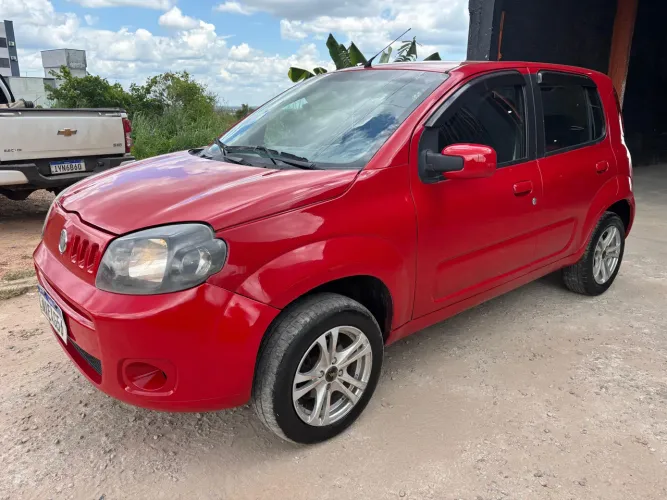 Fiat Uno Vivace Celeb. 1.0 EVO F.flex 8V 5P 2013