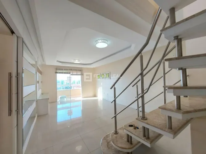 Apartamento Cobertura em Ipiranga - São José, SC
