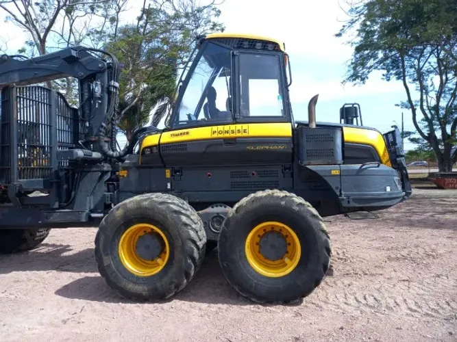 forwarder ponsse  elephant 8x8 18T 2022  