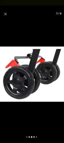 Carrinho de bebê passeio