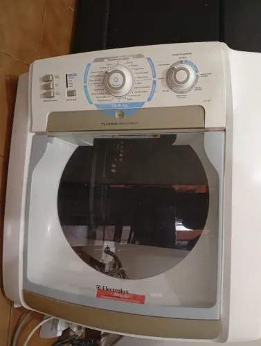 Tampa de máquina de lavar Eletrolux 12kg