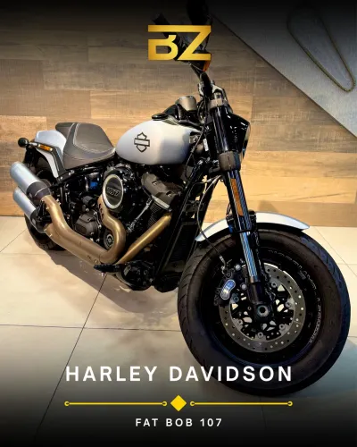 HARLEY-DAVIDSON FAT BOB 107 - Baixo Km - Impecável 