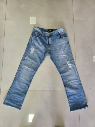 Calça jeans masculina marca Ellus