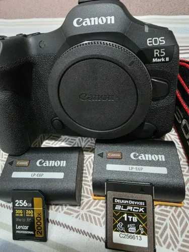 Camera Canon EOS R5 Mark II Mirrorless