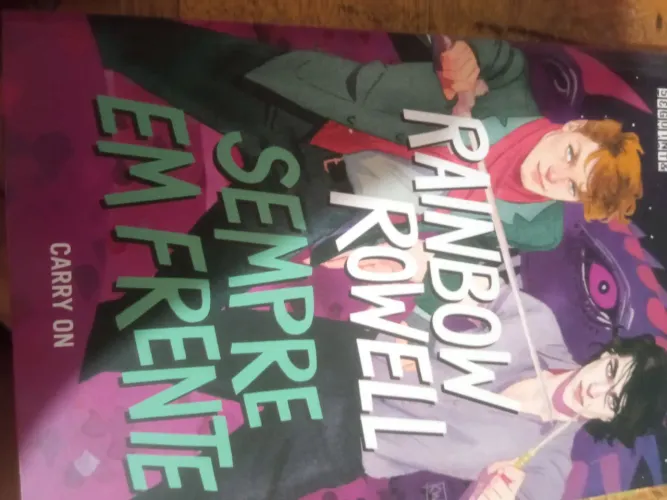 Livro Carry on sempre em frente 