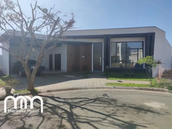 COMPRAR CASA COM PISCINA/ CONDOMÍNIO DE MÔNACO EM HORTOLÂNDIA.