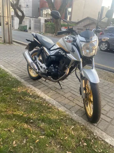 Tintan 160 2019 aniversário 25 anos, moto muito bem conservada, trocas de óleo na Honda 