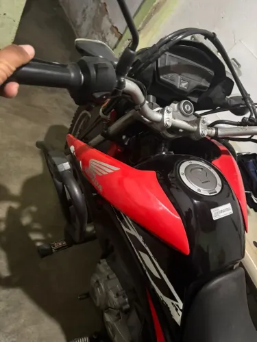 Vendo Bros 2020 no ponte de transferir 