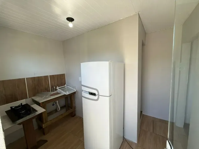 Kitnet semimobiliada a 5 minutos da praia do Campeche- Morro das Pedras