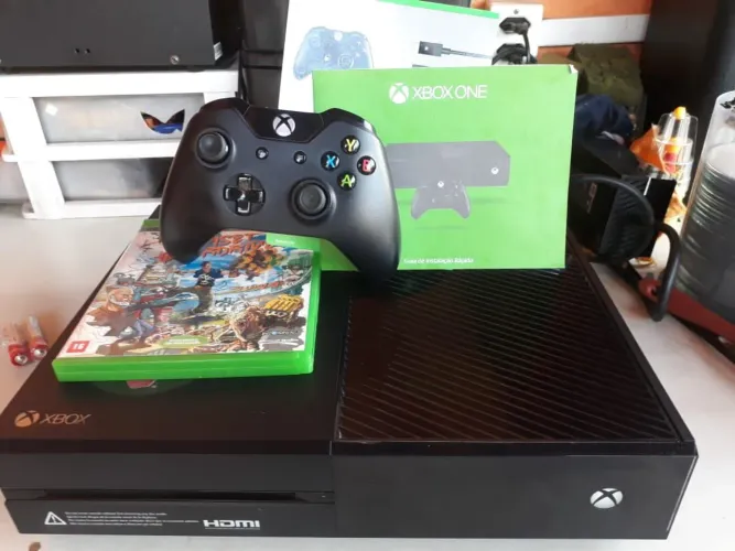 Xbox One 500Gb fonte cabos e jogo aceito cartão 