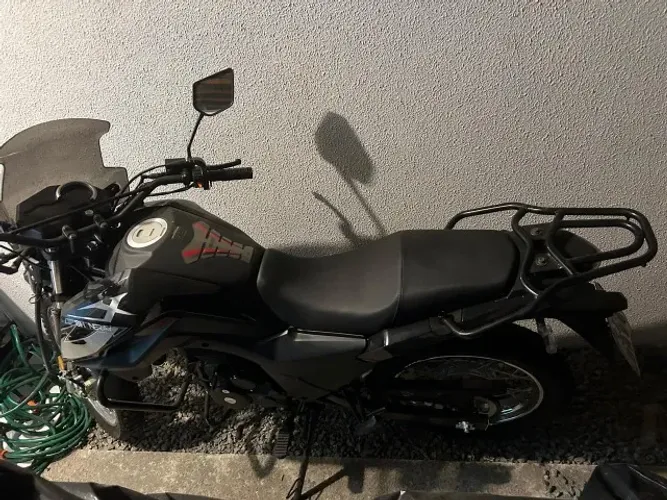 SHI 175 2024 único dono 5.000 KM