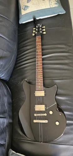 Guitarra yamaha RSE20bl