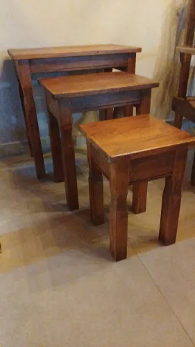 Trio de Mesas de madeira de demolição 