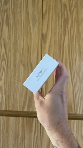 AirPods 4 com cancelamento de ruído