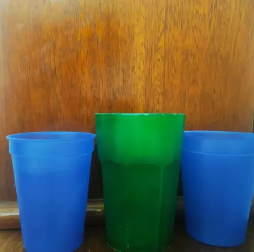 Conjunto De Copos De Plástico