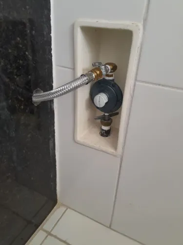 Mangueira de gás encanado instalada