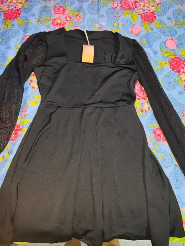 Vestido Preto com Manga Bufante