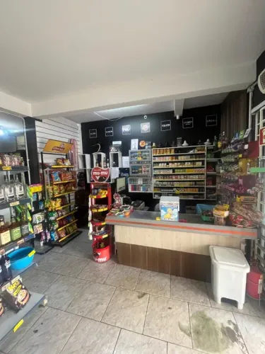 PONTO CONVENIENCIAS DE BEBIBAS A VENDA 