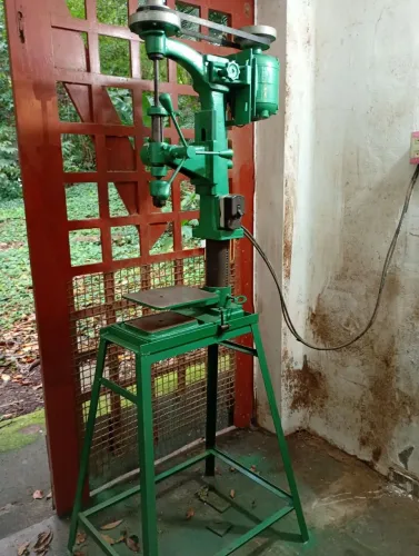 Furadeira de bancada 