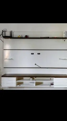 Painel branco com luz de led