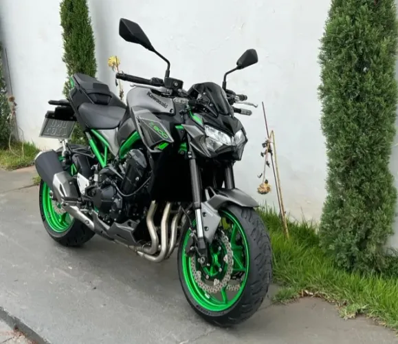 KAWASAKI Z900 2023