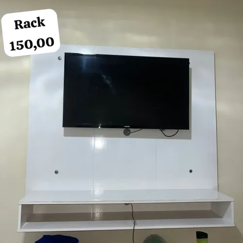Rack para TV Branco com Painel Integrado