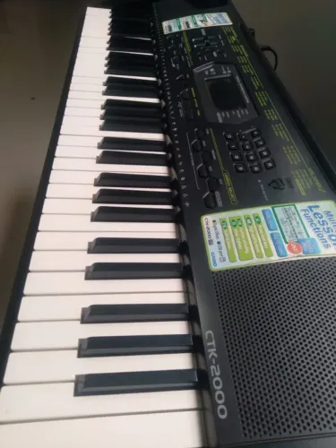 TECLADO CASIO CTK2000