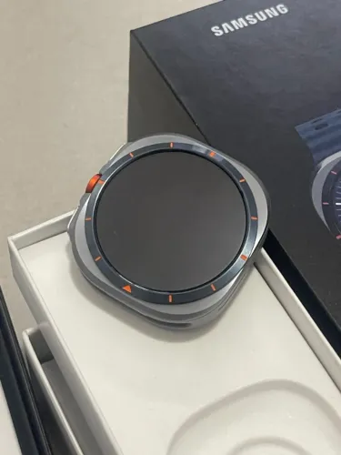Smartwatch Samsung Galaxy Watch Ultra 2025 64GB Novo C/ Nota Fiscal