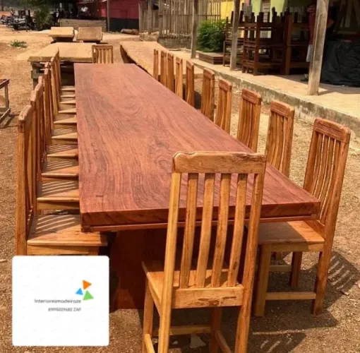 Mesa nobre