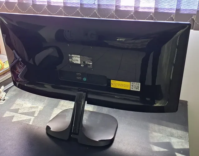 Monitor LG Flatron 25 Polegas, ótimo estado!