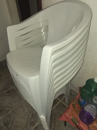 Mesa e cadeiras plastico