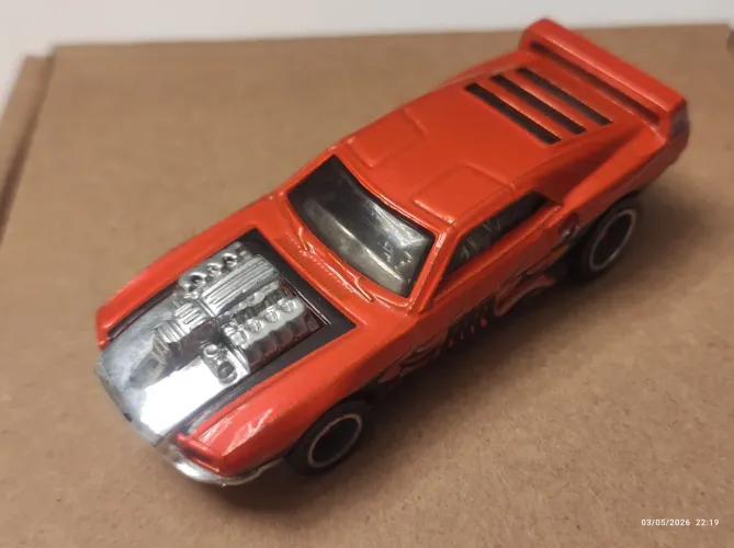 Hot Wheels Acceleracers - Rivited Metal Maniacs 2005
